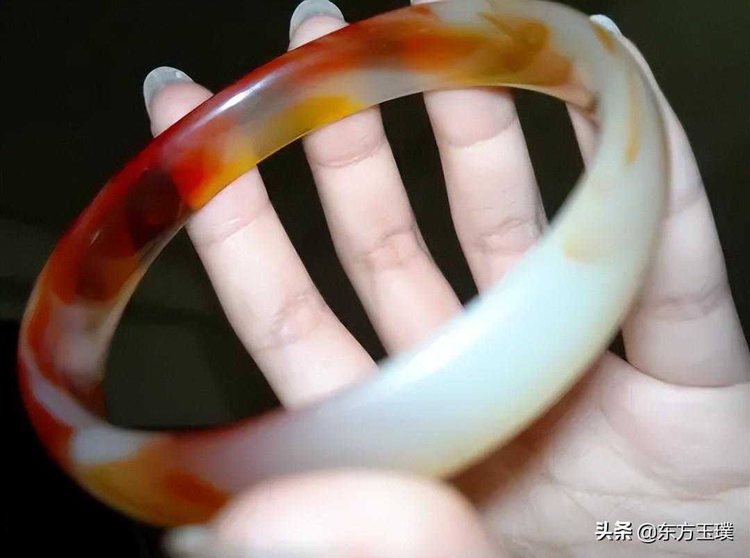 玛瑙是玉吗？玛瑙戴着对身体好不好？