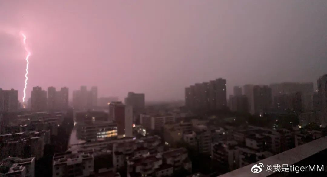 深圳现彩虹！雷雨天气要持续多久？至于台风“玛娃”
