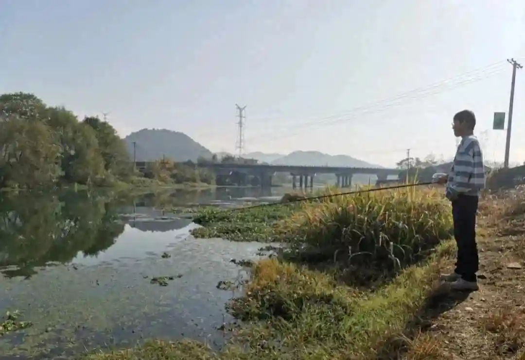野钓怎么选择钓位?