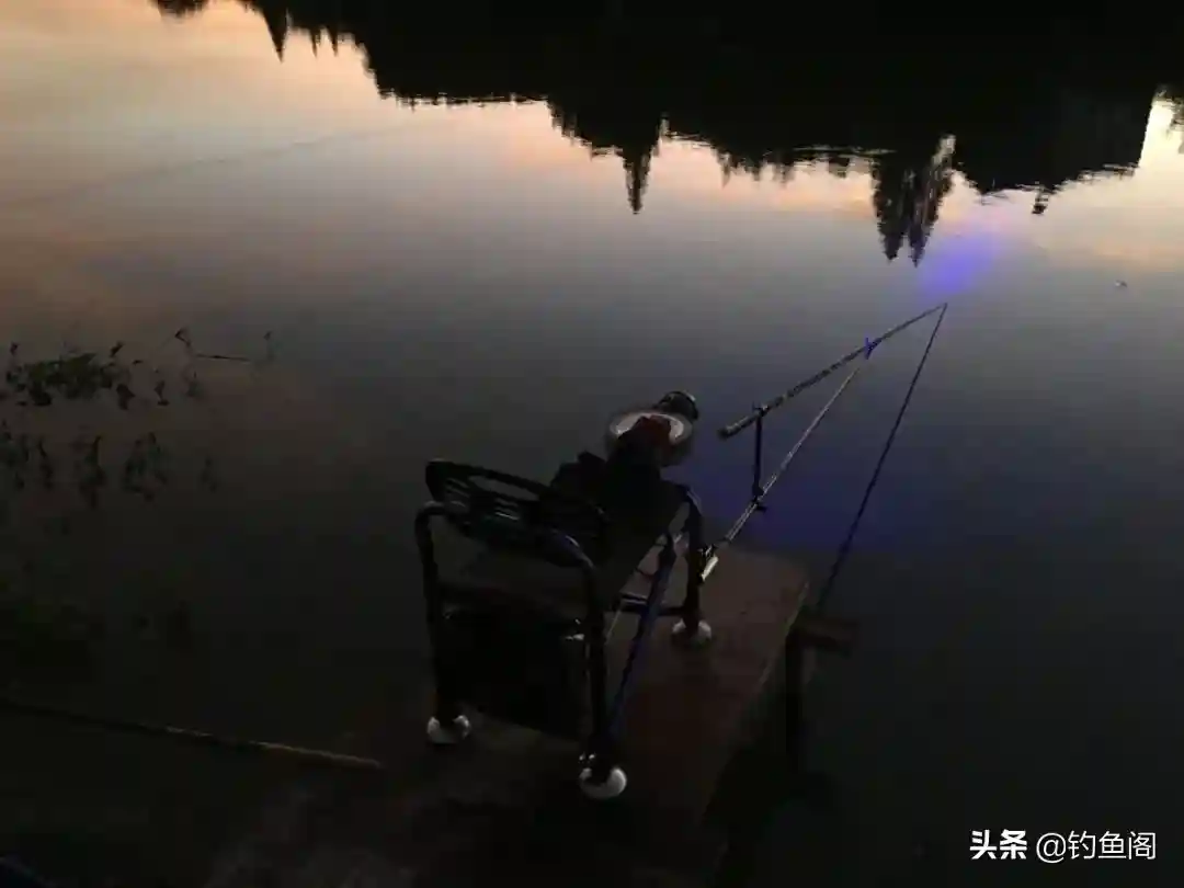 入冬后还能夜钓吗?只要不怕冷,夜钓就能带给你惊喜