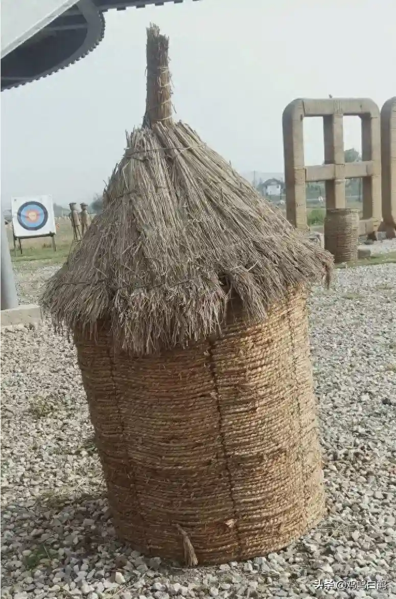 蓑衣鱼篓 孤舟垂钩